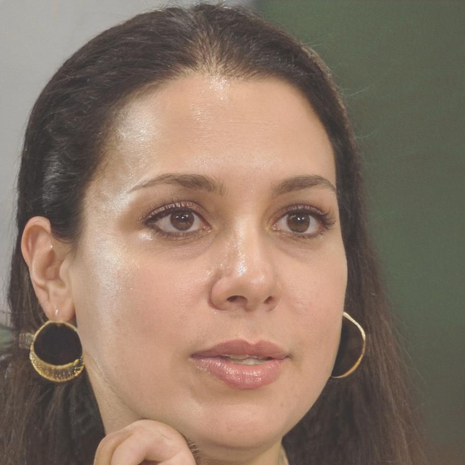Portrait de Roxane Mercier, responsable développement programmes chez dorianexilva